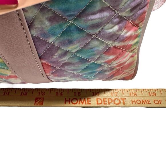 NWT BETSEY JOHNSON QUILTED MULTI COLOR TIE DYE LARGE WEEKENDER TRAVEL BAG - Picture 5 of 8